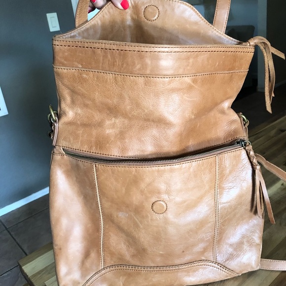 The Sak Tan Leather Handbag - Picture 7 of 7